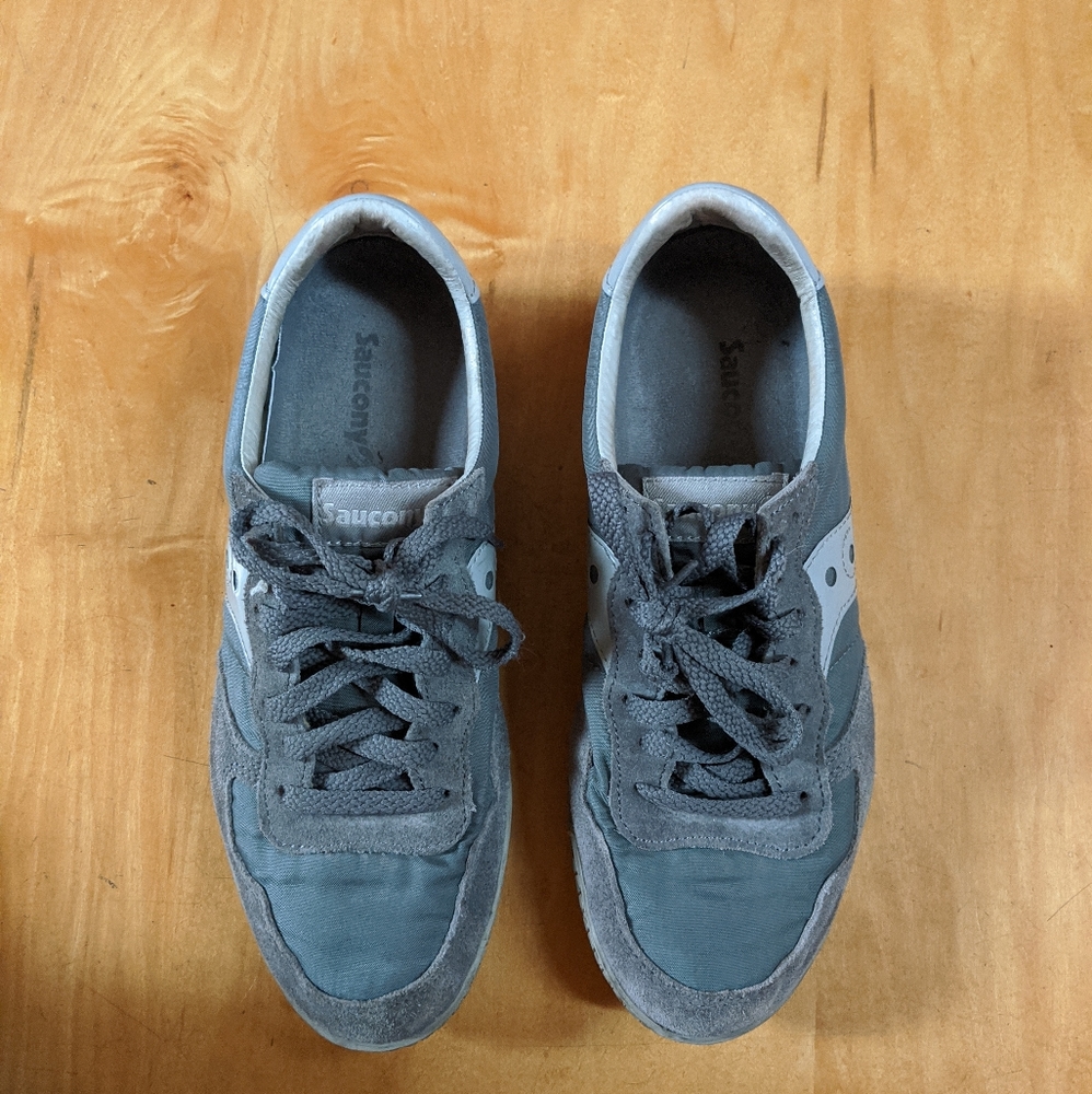 Saucony Bullet  Sneakers wmn - size 9